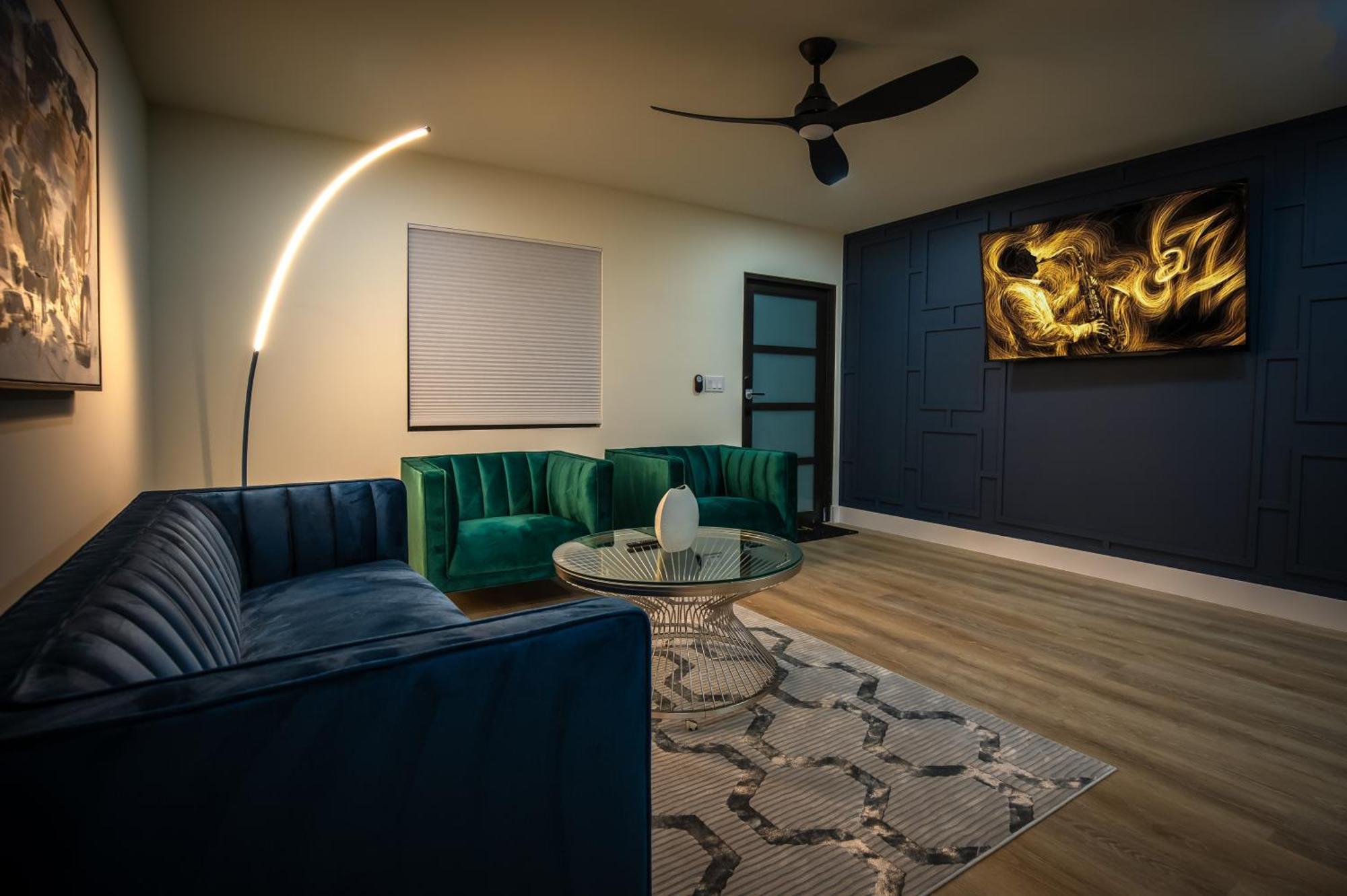 Velvet Bloom Unique Location 3Mil To Downtown Villa เนเปิลส์ ภายนอก รูปภาพ